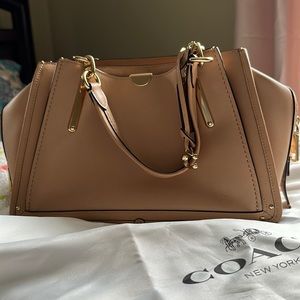 COACH Tan Leather Dreamer Tote Shoulder Bag no shoulder strap. Inc dust bag.